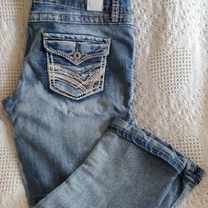 Women's Maurices Distressed cropped Capri pants jeans size 3/4